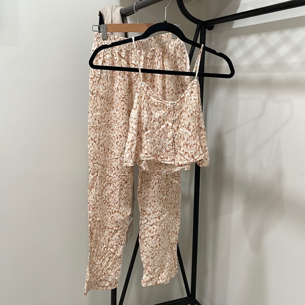 Amuse society print pants set